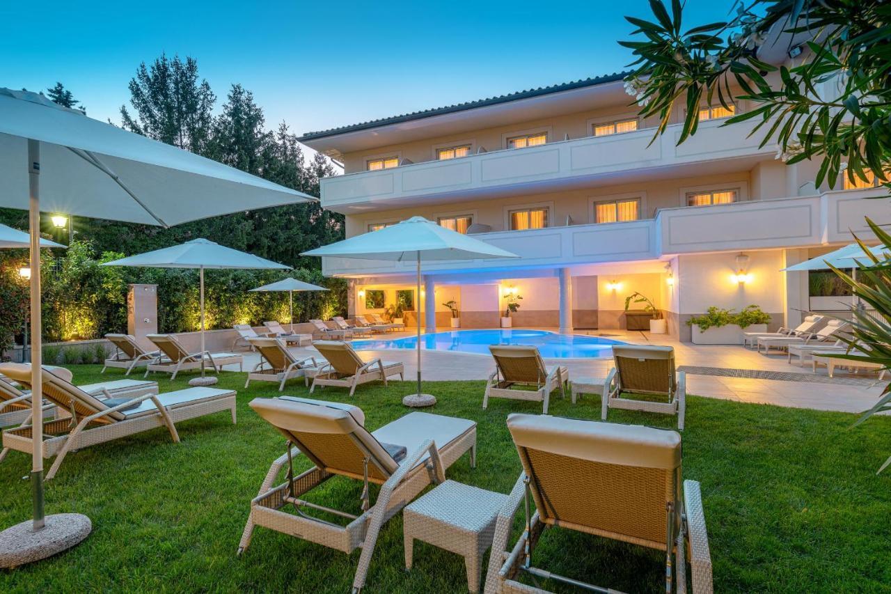 Villa Rosa Hotel Desenzano Desenzano del Garda Esterno foto