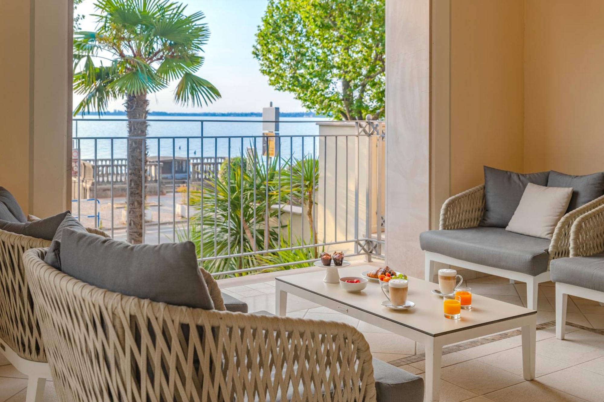 Villa Rosa Hotel Desenzano Desenzano del Garda Esterno foto