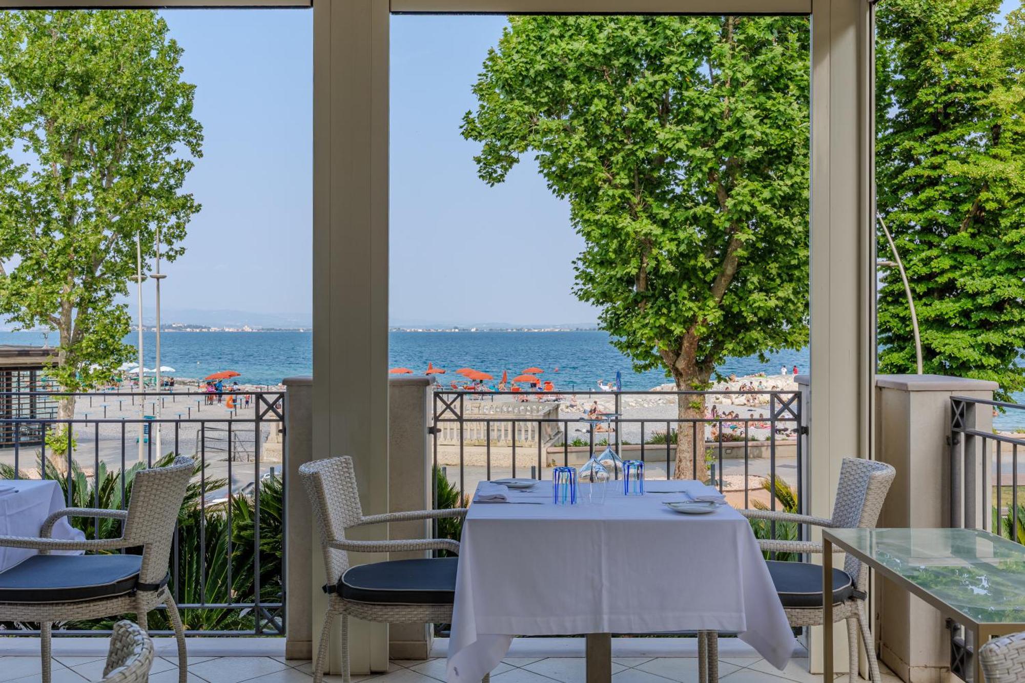Villa Rosa Hotel Desenzano Desenzano del Garda Esterno foto