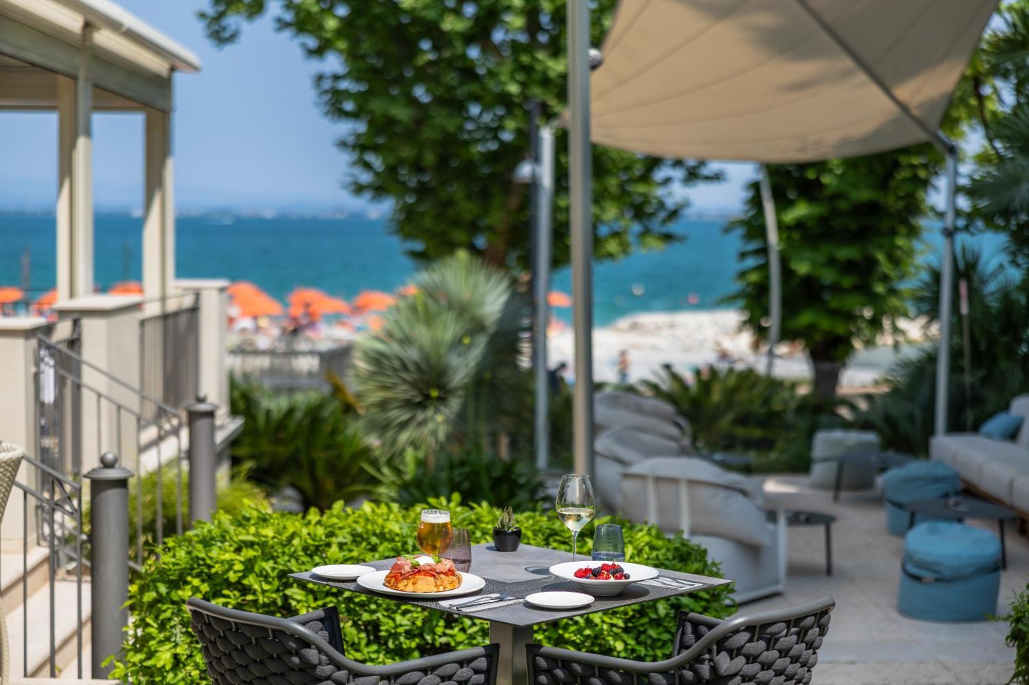 Villa Rosa Hotel Desenzano Desenzano del Garda Esterno foto